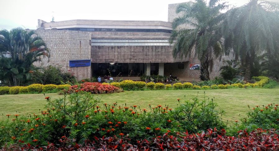 SDM College of Engineering and Technology campus